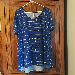 LuLaRoe top